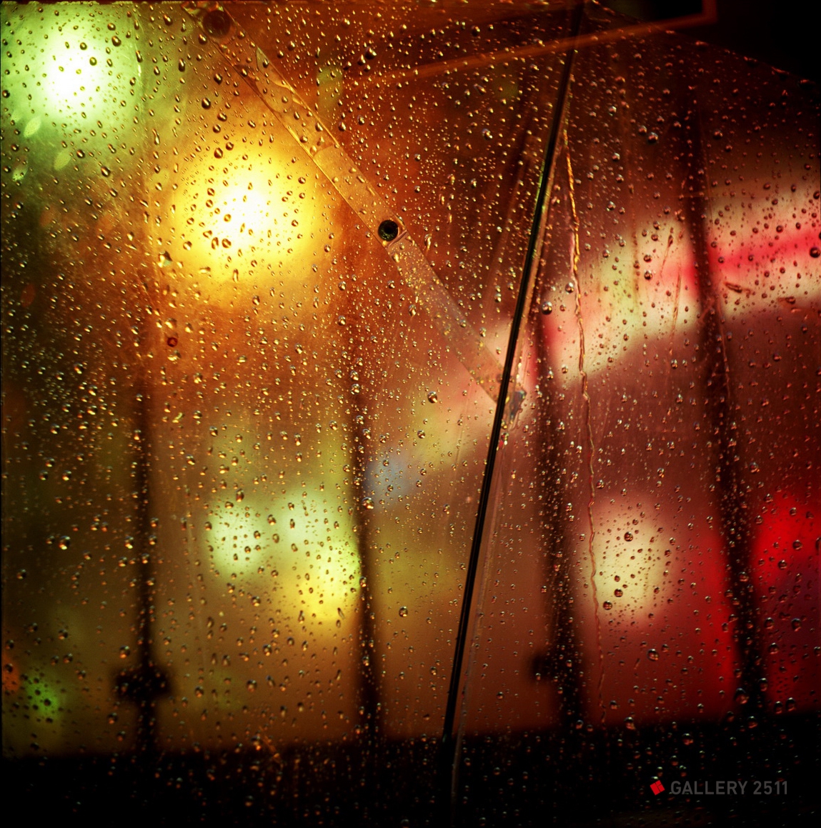 No.140 -「夜の雨傘（構成）」
2007 Camera：海鴎 4A-103